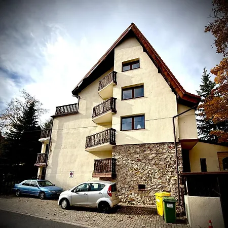 Szept Potoku 公寓 斯克拉斯卡波伦巴