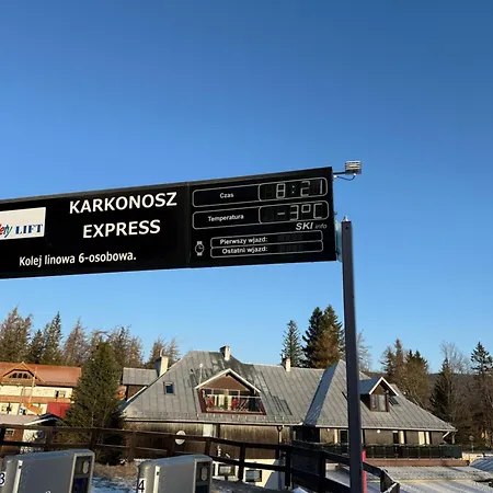 Szept Potoku 公寓 *